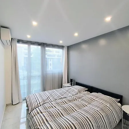 L'exclusif Paris Neuilly Apartment